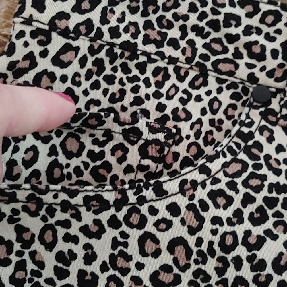 d.jeans Animal Print Skirt Size 10 - Picture 3 of 6